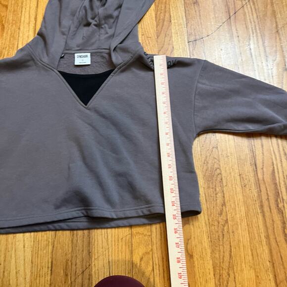 Gymshark Hoodie Womens Small Cropped Sweatshirt Gray Purple - Picture 7 of 7